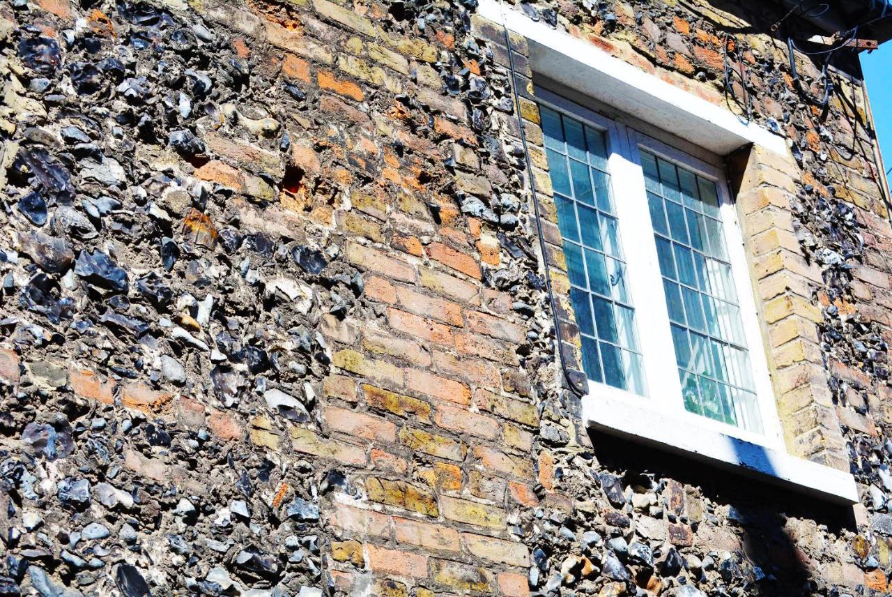 Old Barrel Store - Old Town. Parking & Garden Holiday home *